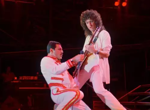 CourtesyofSonyMusic_QueenBudapest2_134320484939075027_big-cine_deskt.webp