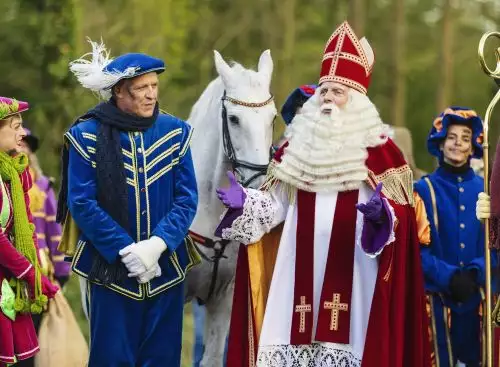 DeGroteSinterklaasfilmendeVliegendePieten_134336111809956049_big-cine_deskt.webp