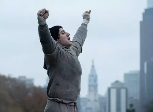 IPlayRocky_134353622410232627_big-cine_deskt.webp