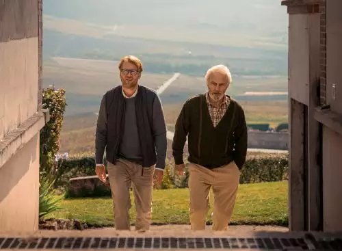 Champagne_134180584373768184_big-cine_deskt.webp