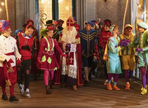 DeGroteSinterklaasfilmendeVliegendePieten_134336111813237380_big-cine_deskt.webp