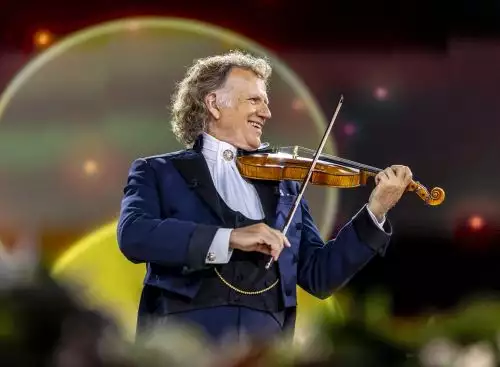 AndrC3A9Rieus2026SummerConcertVivaMaastricht_134258505653272952_big-cine_deskt.webp