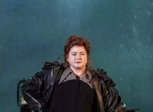 NTLive2026E28093ThePlayboyoftheWesternWorld_134208247099557054_big-cine_deskt.webp