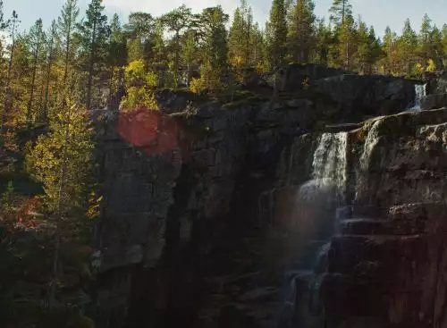 HumanNature_134314306308319427_big-cine_deskt.webp