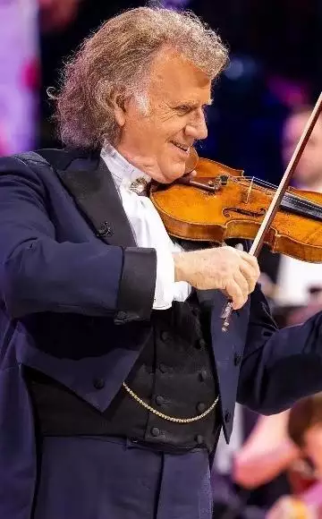 Rieu_134214127369048178_big-cine_deskt.webp
