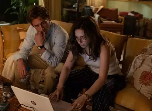 TheSocialReckoning_134353616275151111_big-cine_deskt.webp